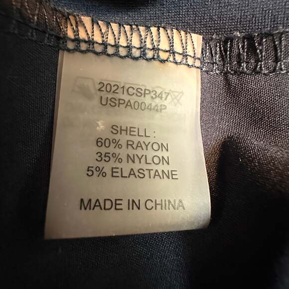 Universal Standard - Picture 9 of 10